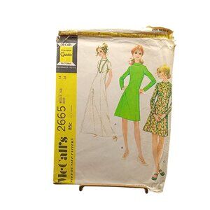 Vintage McCalls 2665 Misses Dress Sewing Pattern 1970s Mod Fashion Three Styles